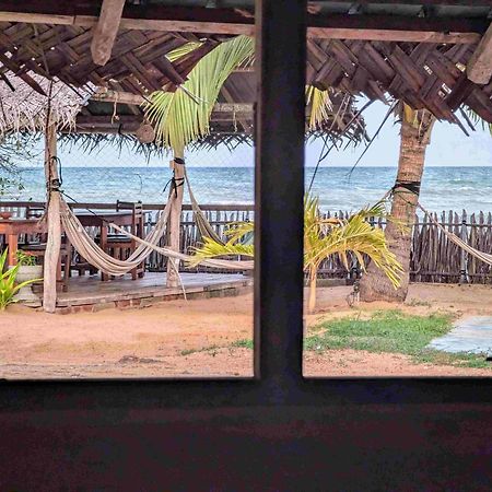 Surfpoint Sri Lanka Kite Village Kalpitiya Exterior photo