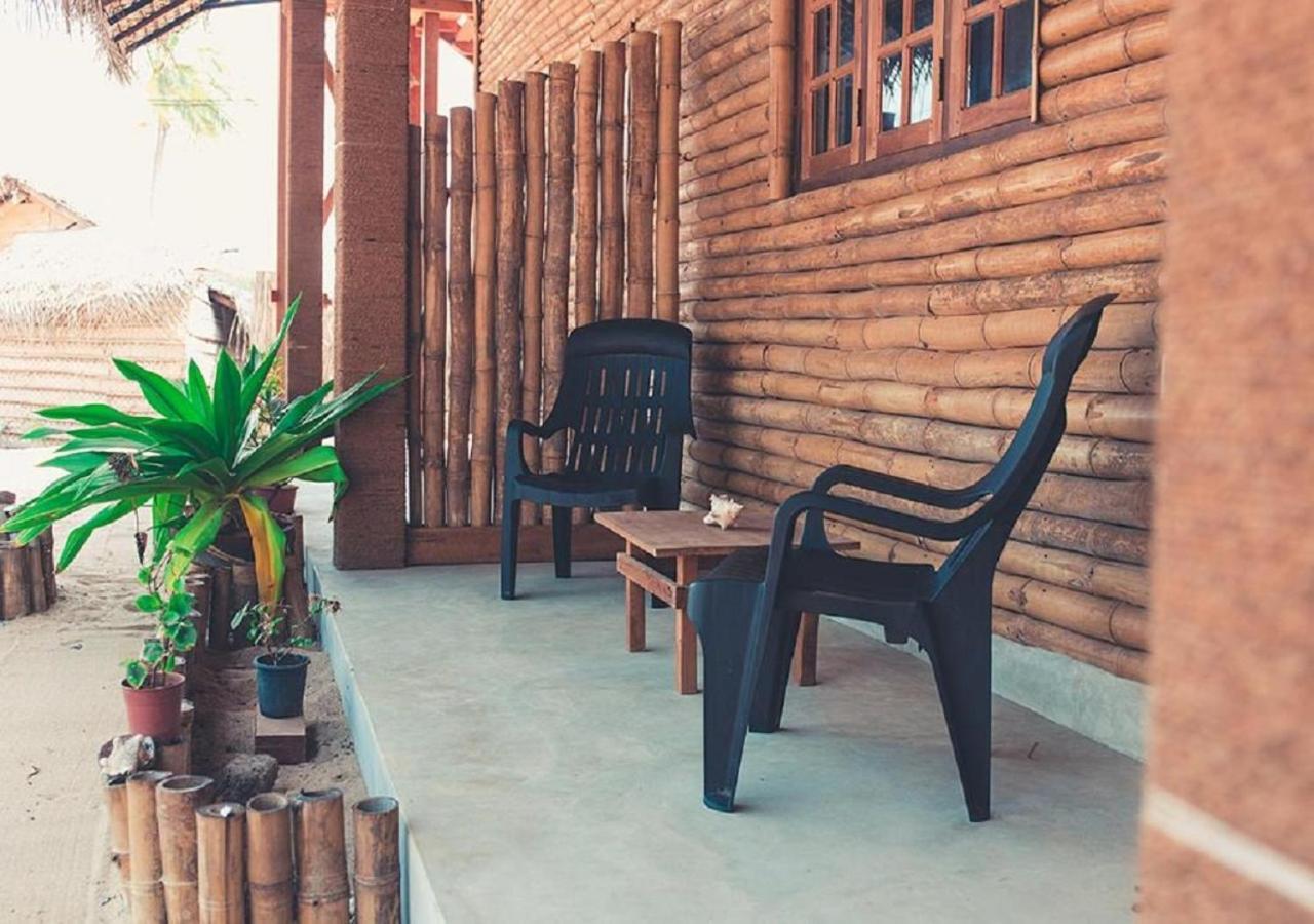 Surfpoint Sri Lanka Kite Village Kalpitiya Exterior photo