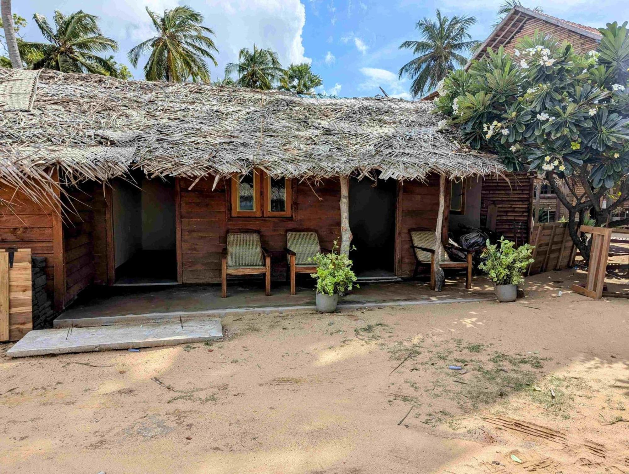 Surfpoint Sri Lanka Kite Village Kalpitiya Exterior photo