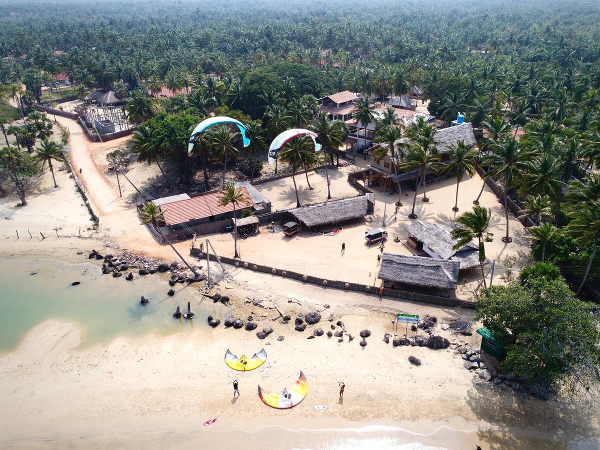 Surfpoint Sri Lanka Kite Village Kalpitiya Exterior photo